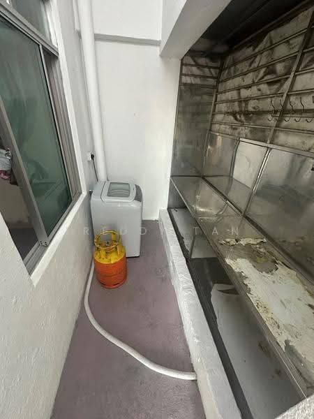 Pangsapuri untuk Dijual di Suria Vista Apartment - Freddy Tan - Balcony - PropertyGuru.com.my