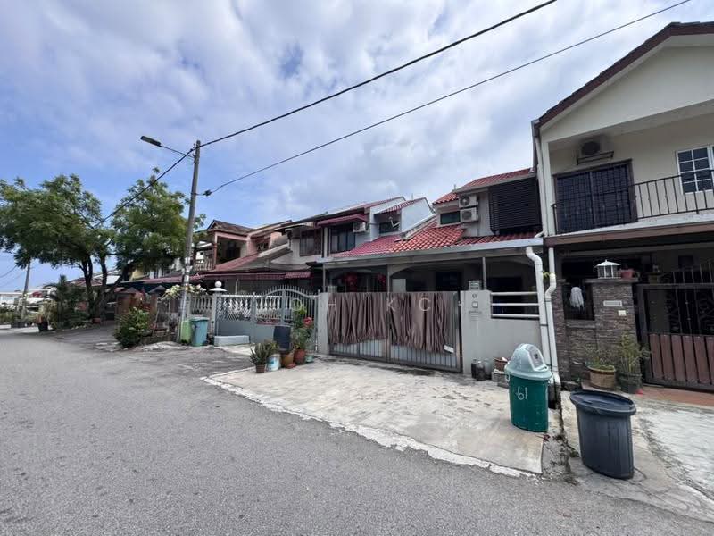 Terraced House for Sale in Taman Saga (Ampang) - Loh KC - Exterior - PropertyGuru.com.my