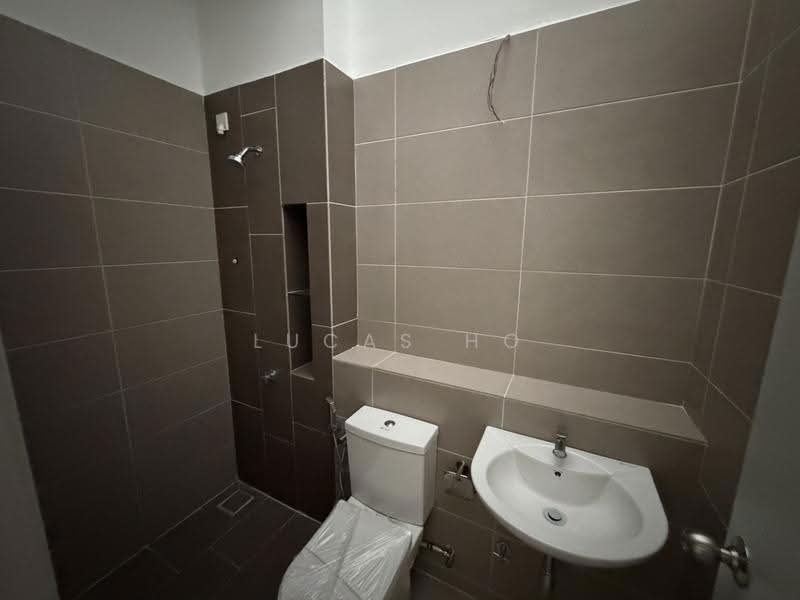 Rumah Teres 2-Tingkat untuk Disewa di Rawang (Selangor) - Lucas Ho - Bathroom - PropertyGuru.com.my