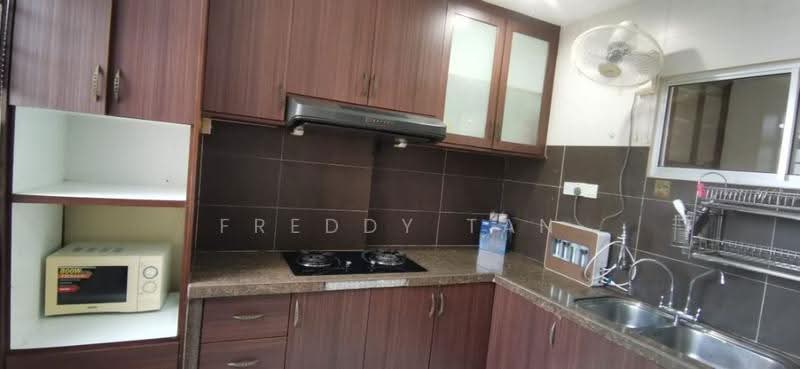 Kondominium untuk Dijual di Putra Place Condominium - Freddy Tan - PropertyGuru.com.my