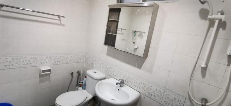 Kondominium untuk Dijual di Putra Place Condominium - Freddy Tan - PropertyGuru.com.my