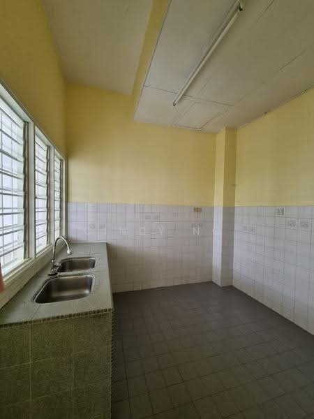 Apartment for Sale at USJ 6 - Cindy Ng - Kitchen - PropertyGuru.com.my