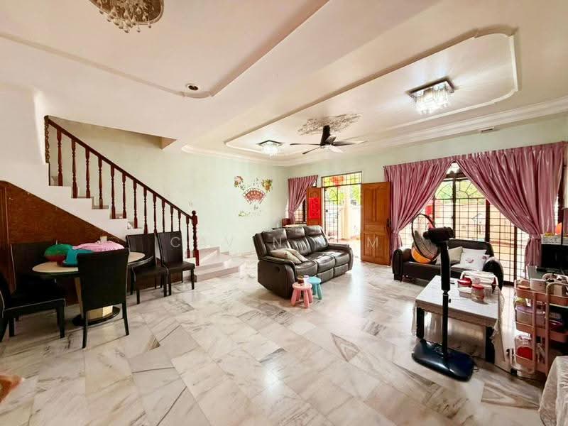 2-storey Terraced House for Sale in Johor Bahru (Johor) - Cavin Sim - Living Room - PropertyGuru.com.my