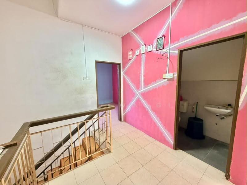 Rumah Teres 2-Tingkat untuk Dijual di Taman Scientex Pasir Gudang (Pasir Gudang) - Seri Wangi - Interior - PropertyGuru.com.my