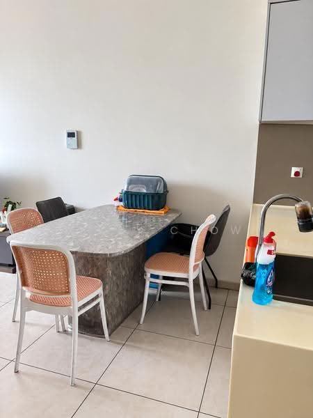Kediaman Servis untuk Disewa di Petalz Residences - Jerry Chow - Dining Room - PropertyGuru.com.my