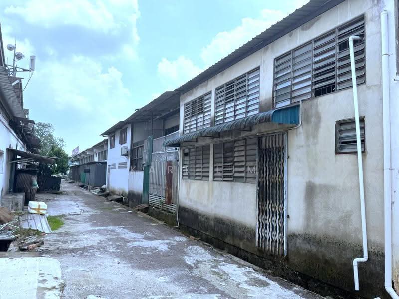 Factory for Sale in Taman Gembira (Tampoi) - Karl Lim - Exterior - PropertyGuru.com.my