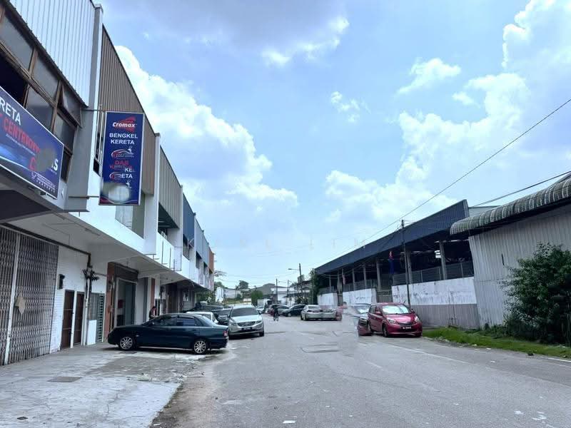 Factory for Sale in Taman Gembira (Tampoi) - Karl Lim - Exterior - PropertyGuru.com.my