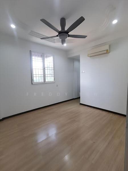 Pangsapuri untuk Dijual di Desa Alor Vista - Freddy Tan - Living Room - PropertyGuru.com.my