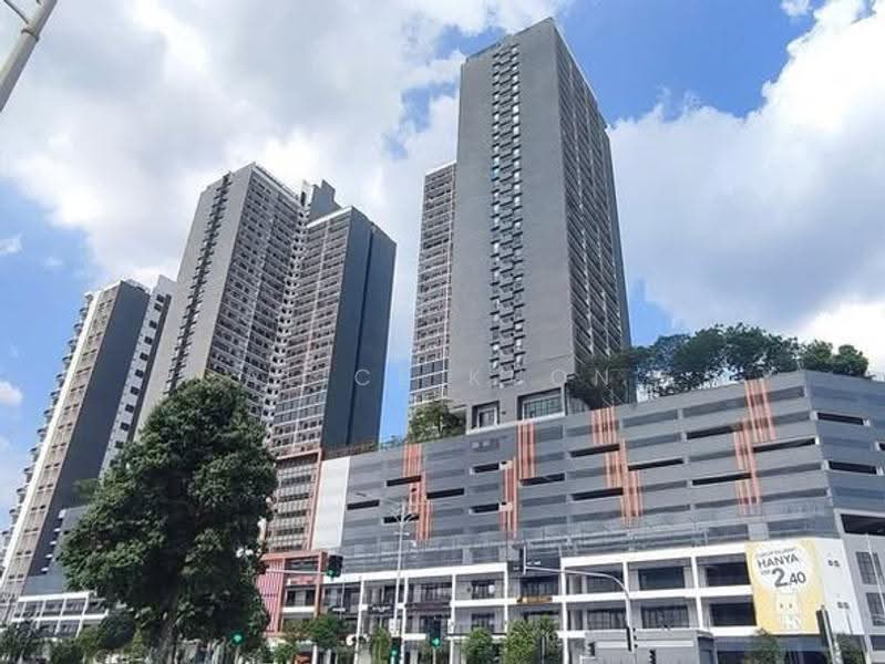 Kediaman Servis untuk Dijual di Emporis - Alice Kuon - Exterior - PropertyGuru.com.my