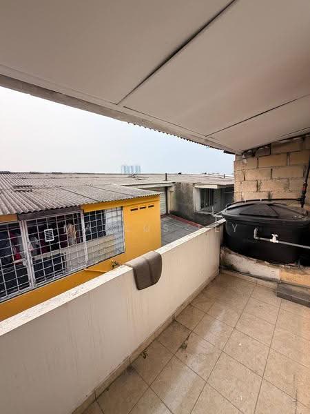 Rumah Teres 2-Tingkat untuk Dijual di Bandar Baru Permas Jaya (Permas Jaya) - Marcus Tey - Balcony - PropertyGuru.com.my