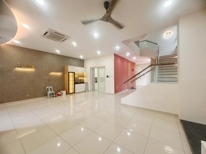 Semi-Detached House for Sale in Taman Molek (Johor Bahru) - Zoe Lee - Living Room - PropertyGuru.com.my