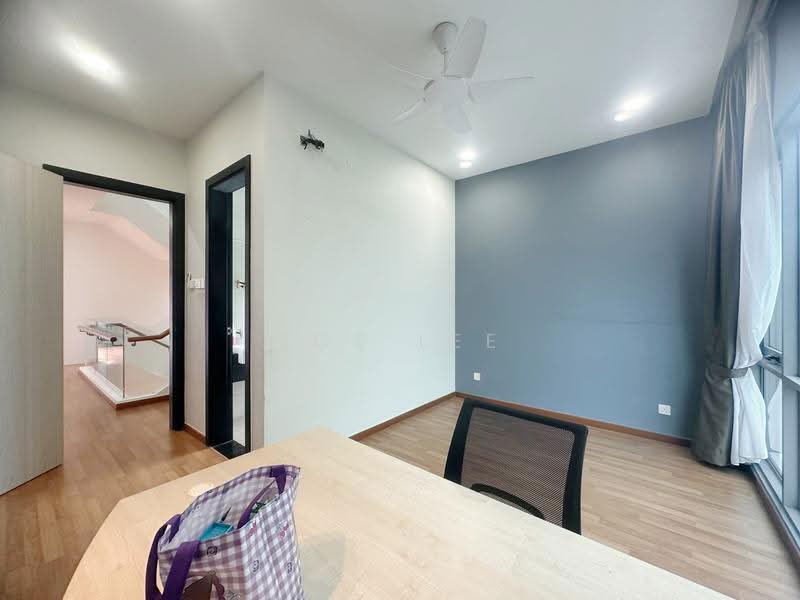 Semi-Detached House for Sale in Taman Molek (Johor Bahru) - Zoe Lee - PropertyGuru.com.my