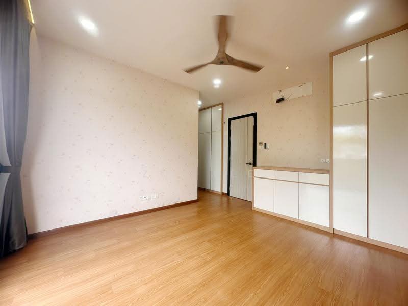Semi-Detached House for Sale in Taman Molek (Johor Bahru) - Zoe Lee - PropertyGuru.com.my