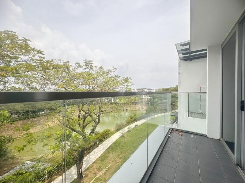 Semi-Detached House for Sale in Taman Molek (Johor Bahru) - Zoe Lee - PropertyGuru.com.my