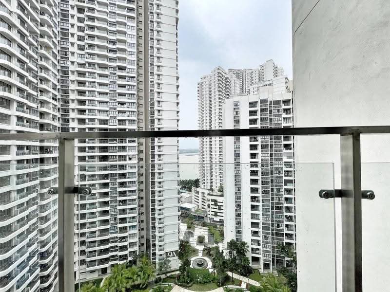 Kondominium untuk Disewa di Amberside @ Country Garden Danga Bay - Eldwin Soh - PropertyGuru.com.my