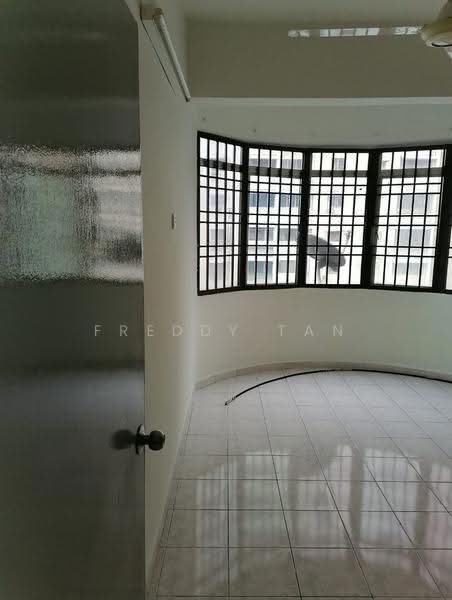 Pangsapuri untuk Dijual di Desamas Melur - Freddy Tan - Living Room - PropertyGuru.com.my