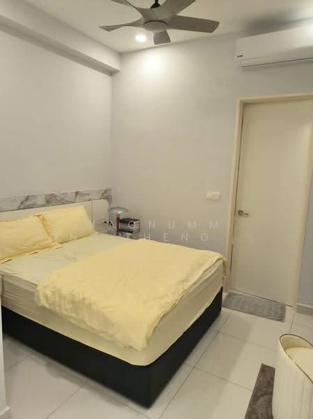Condominium for Rent at Ferringhi Residence 2 - Magnumm Ong Theng Shen - Bedroom - PropertyGuru.com.my
