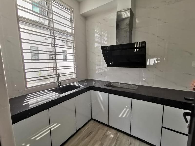 Rumah Teres 2-Tingkat untuk Dijual di Taman Impian Emas (Skudai) - Nathan Chan - Kitchen - PropertyGuru.com.my