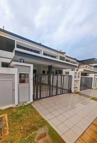 2-storey Terraced House for Sale in Taman Bukit Kepayang (Bukit Kepayang) - Lai Kah Chun - Exterior - PropertyGuru.com.my