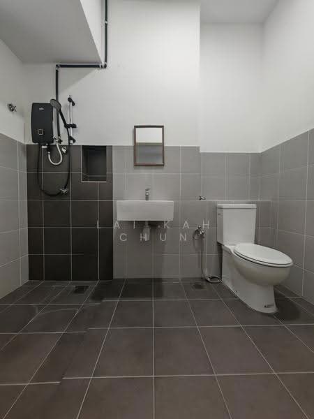 2-storey Terraced House for Sale in Taman Bukit Kepayang (Bukit Kepayang) - Lai Kah Chun - Bathroom - PropertyGuru.com.my