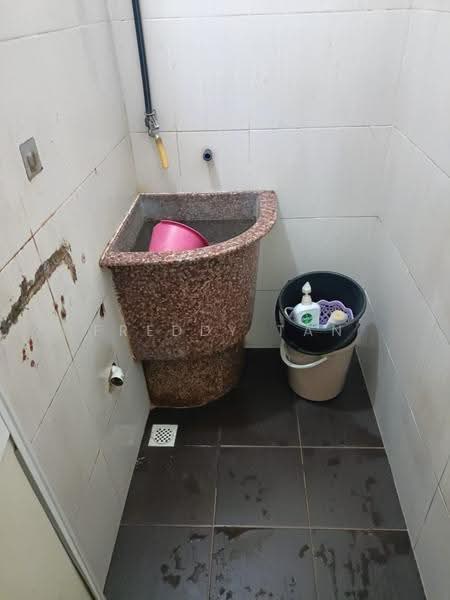 Apartment for Sale at Desa Rahmat (Graceland Villa) - Freddy Tan - Interior - PropertyGuru.com.my