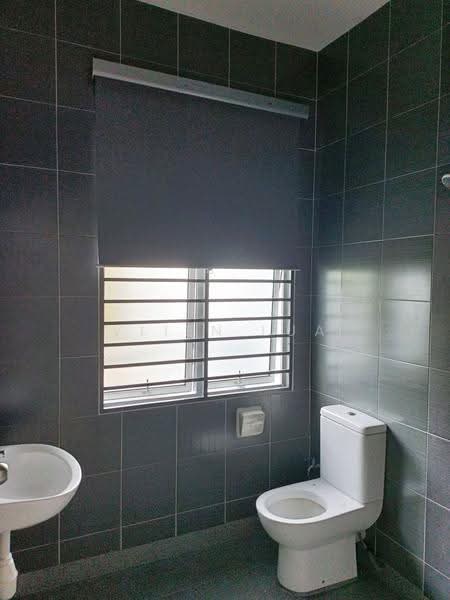 Rumah Teres 2-Tingkat untuk Disewa di Bandar Seri Alam (Masai) - Vlien Lua - PropertyGuru.com.my