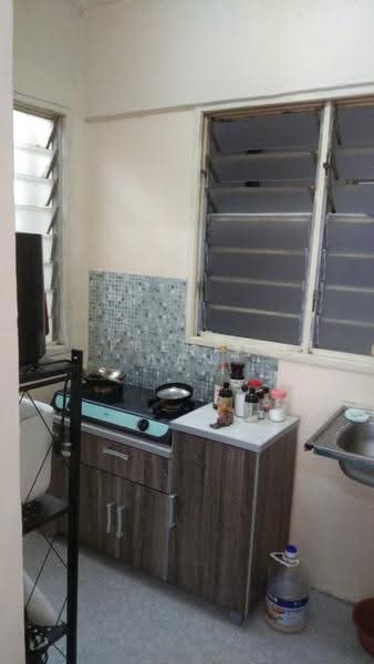 Pangsapuri untuk Dijual di Idaman Seroja - Freddy Tan - Kitchen - PropertyGuru.com.my
