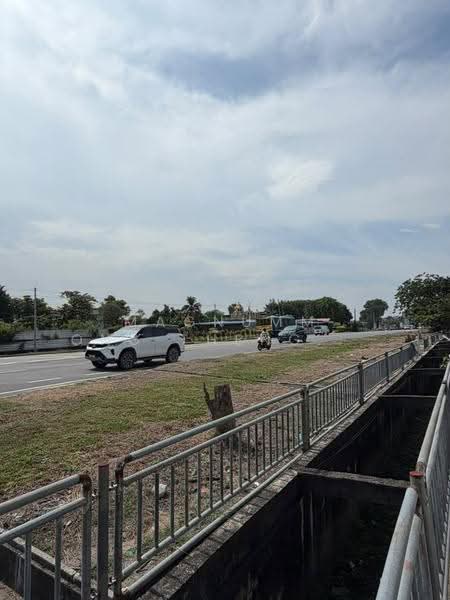 Shop for Rent in Bukit Mertajam (Penang) - Magnumm Ong Theng Shen - Exterior - PropertyGuru.com.my