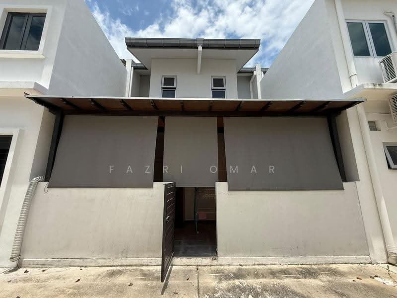 Rumah Teres untuk Dijual di Bandar Serenia (Dengkil) - Fazri Omar - PropertyGuru.com.my