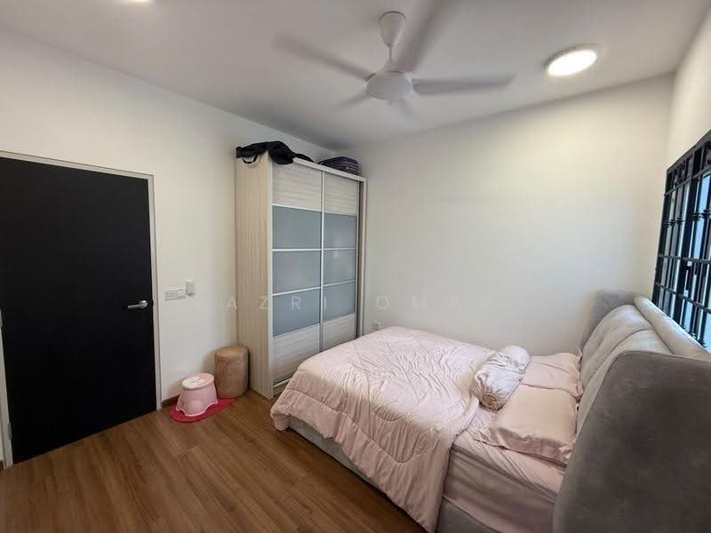 Rumah Teres untuk Dijual di Bandar Serenia (Dengkil) - Fazri Omar - PropertyGuru.com.my
