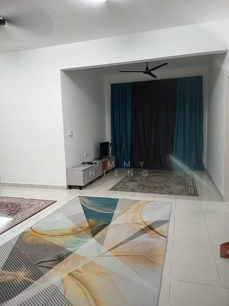 Kondominium untuk Disewa di Residensi Begonia - TOMMY CHIENG - Living Room - PropertyGuru.com.my