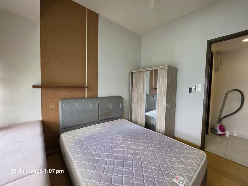 Condominium for Rent at Amberside @ Country Garden Danga Bay - Wong Shau Wei - Bedroom - PropertyGuru.com.my