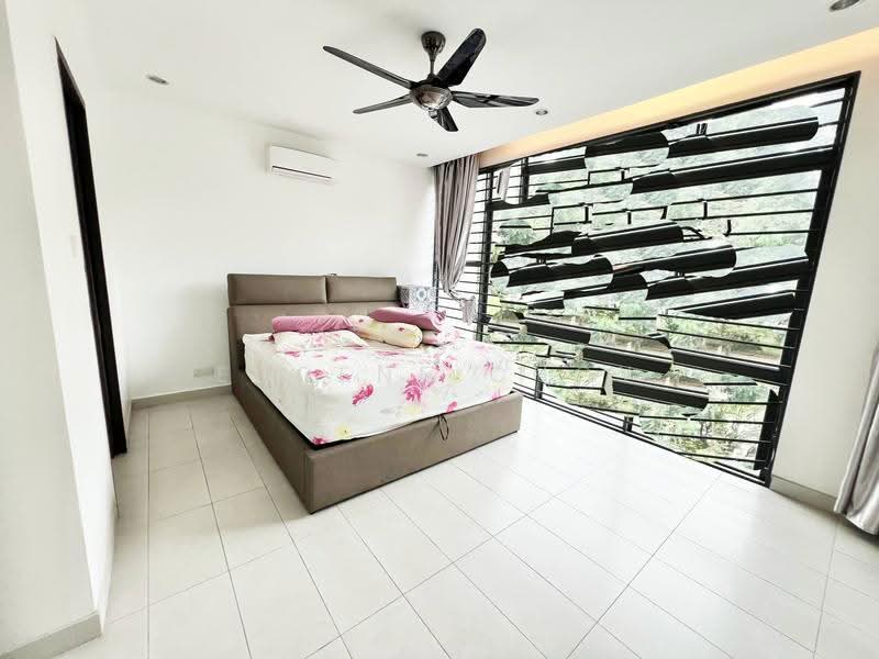 3-storey Terraced House for Sale in Taman Putra Prima (Puchong) - Eugene Choy - Bedroom - PropertyGuru.com.my