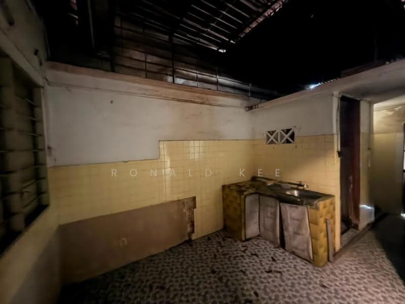 Terraced House for Sale in Sungai Nibong (Bayan Lepas) - Ronald Kee - Kitchen - PropertyGuru.com.my