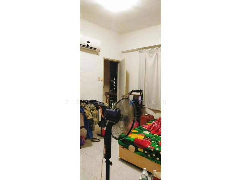 Kondominium untuk Dijual di Taman Desa Relau 2 - Freddy Tan - Bedroom - PropertyGuru.com.my