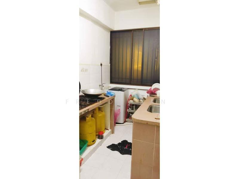 Kondominium untuk Dijual di Taman Desa Relau 2 - Freddy Tan - Kitchen - PropertyGuru.com.my