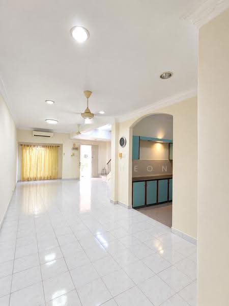 Terraced House for Sale in Taman Desa Karunmas (Balakong) - Joey Cheong - Living Room - PropertyGuru.com.my