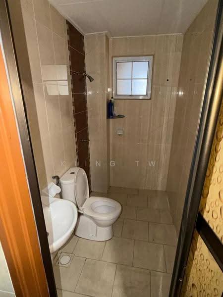 3-storey Terraced House for Sale in Laman Rimbunan (Kepong) - Kiing TW - Bathroom - PropertyGuru.com.my