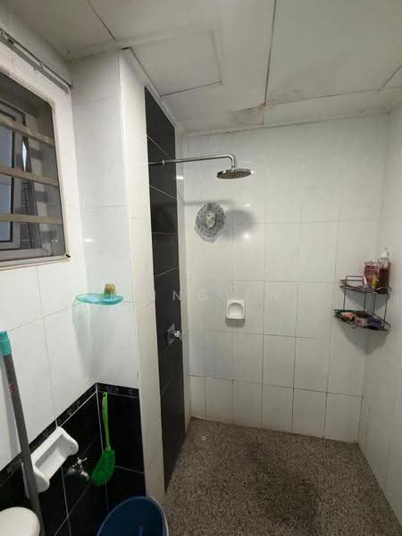 3-storey Terraced House for Sale in Laman Rimbunan (Kepong) - Kiing TW - Bathroom - PropertyGuru.com.my