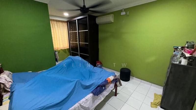 3-storey Terraced House for Sale in Laman Rimbunan (Kepong) - Kiing TW - Bedroom - PropertyGuru.com.my