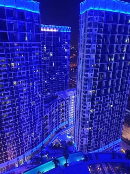 Kediaman Servis untuk Dijual di i-Suite @ i-City - KT Teoh - Exterior - PropertyGuru.com.my