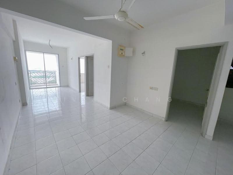 Pangsapuri untuk Dijual di BJ Court Apartment - Vivian Chang - Living Room - PropertyGuru.com.my