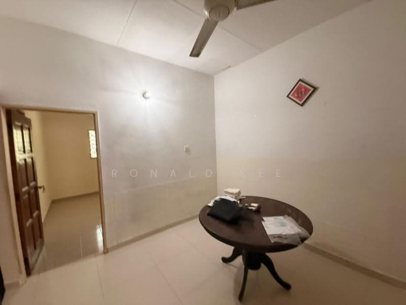 Rumah Teres 1-Tingkat untuk Dijual di Sungai Nibong (Bayan Lepas) - Ronald Kee - Interior - PropertyGuru.com.my