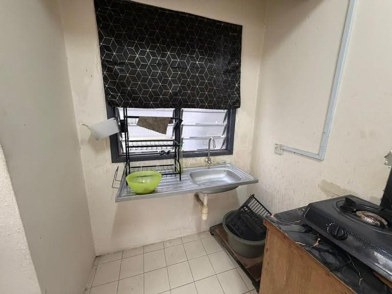 Flat for Rent at Jambul - Vivian Chang - Kitchen - PropertyGuru.com.my