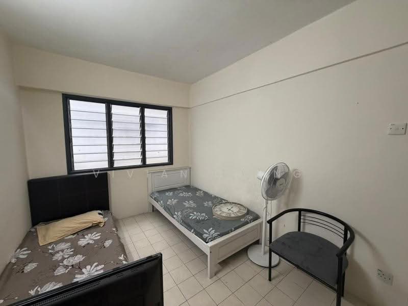 Flat for Rent at Jambul - Vivian Chang - Bedroom - PropertyGuru.com.my