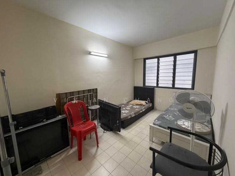 Flat for Rent at Jambul - Vivian Chang - Bedroom - PropertyGuru.com.my