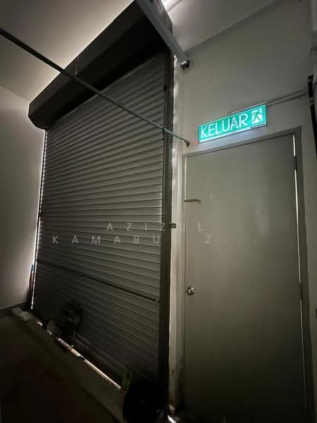 Shop / Office for Rent in Bandar Prima Senawang (Ampangan) - Azizul Kamarul Zaman - Entrance - PropertyGuru.com.my