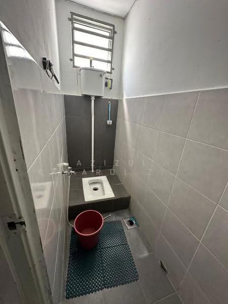 Shop / Office for Rent in Bandar Prima Senawang (Ampangan) - Azizul Kamarul Zaman - Bathroom - PropertyGuru.com.my