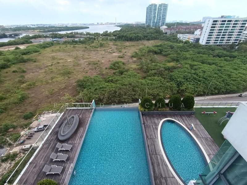 Kediaman Servis untuk Disewa di Marina Residence - Brandon Chua - Pool - PropertyGuru.com.my