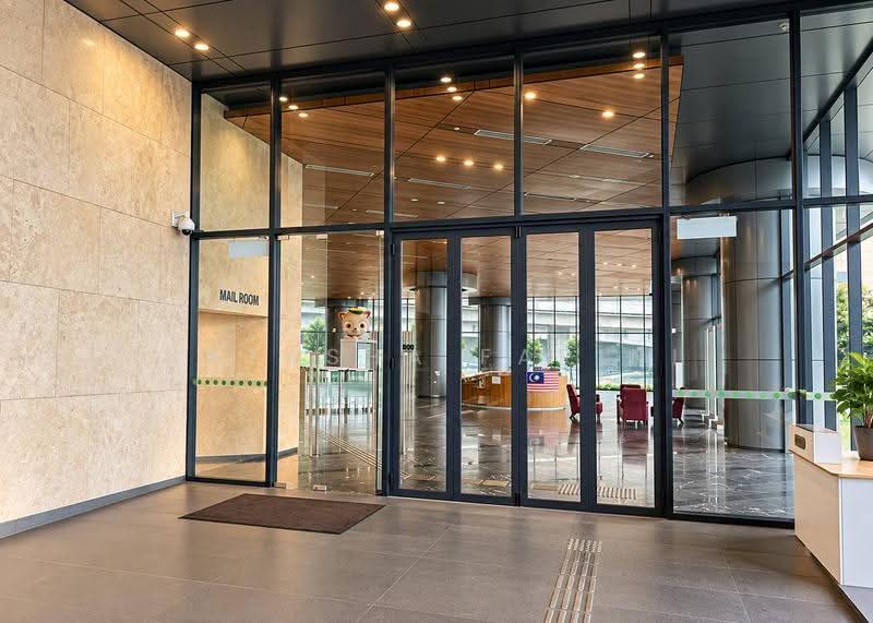 Pejabat untuk Disewa di Petaling Jaya (Selangor) - Natasha Farini - Entrance - PropertyGuru.com.my